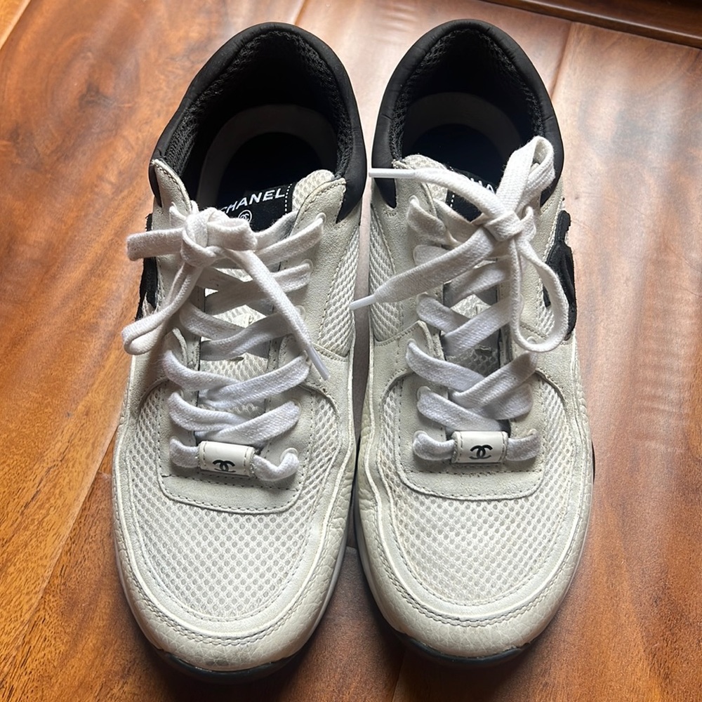 Authentic CHANEL White and Black Mesh Leather Sneakers - Picture 2 of 7